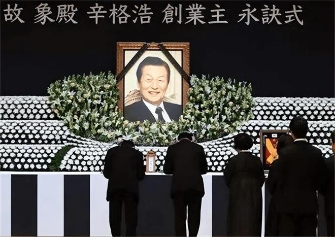 ”同一女星亲兄弟为财权内斗互撕韩国财阀家族丑闻：父子“共享(图8)
